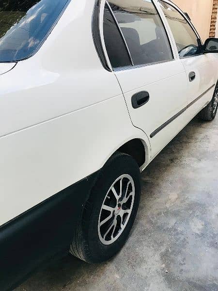 Toyota Corolla XE 1995 5