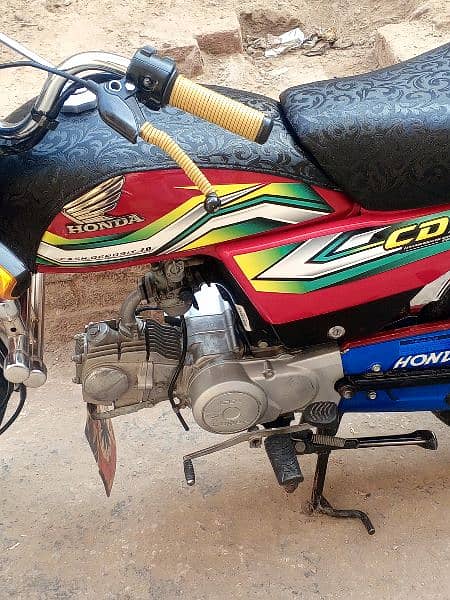 Honda cD70 bike 9