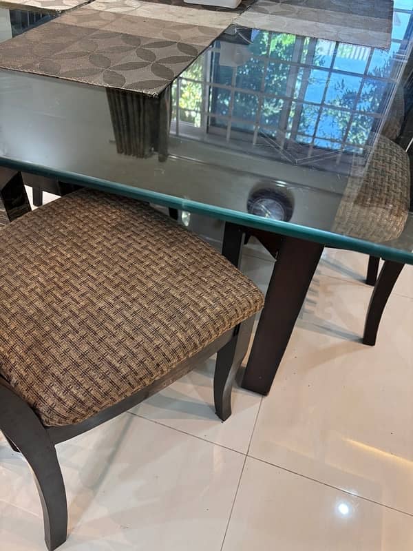 six seater dining table for sale 4