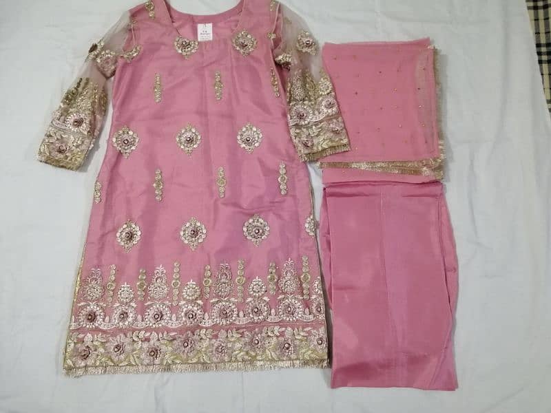 Party wear dress for sale 0