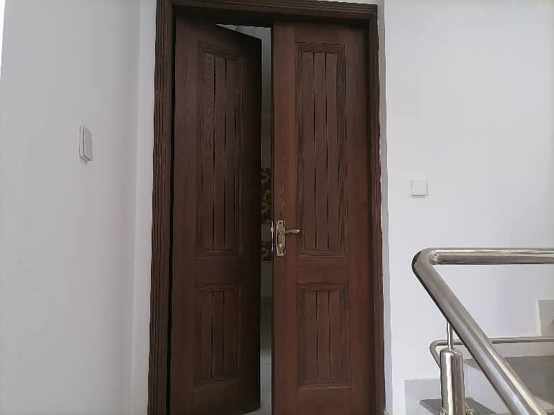 House For sale In Beautiful Punjab Coop Housing Society 20