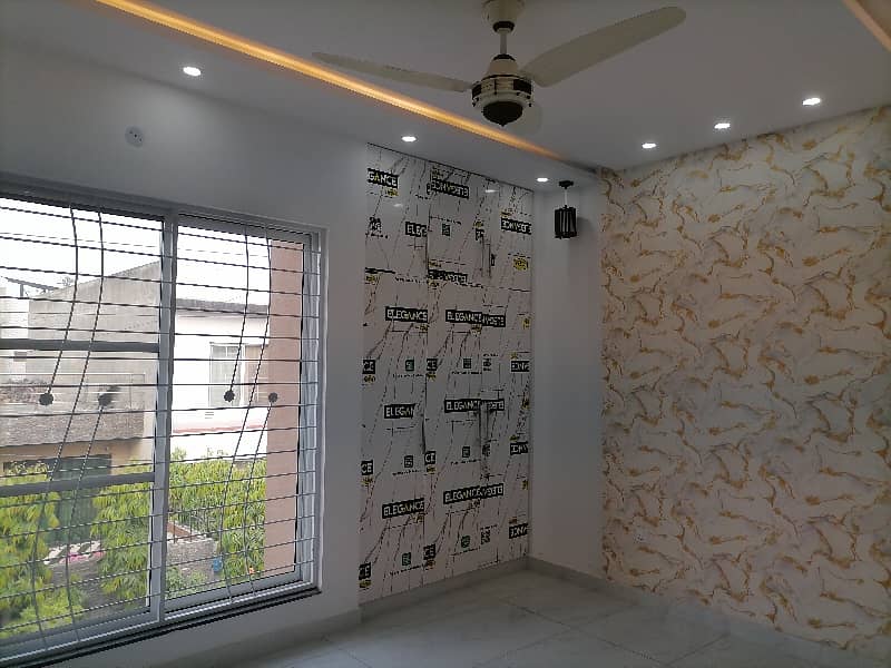 House For sale In Beautiful Punjab Coop Housing Society 27