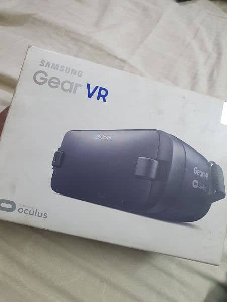 Gear VR 4 PIECES AVAILABLE 0