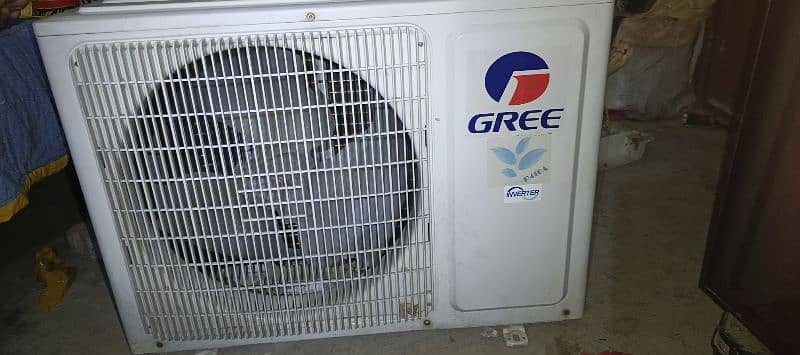 Gree DC inverter AC ferry model 1