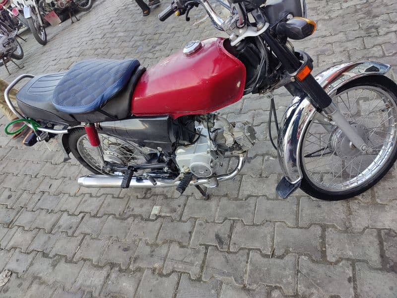 Honda CD 70 2