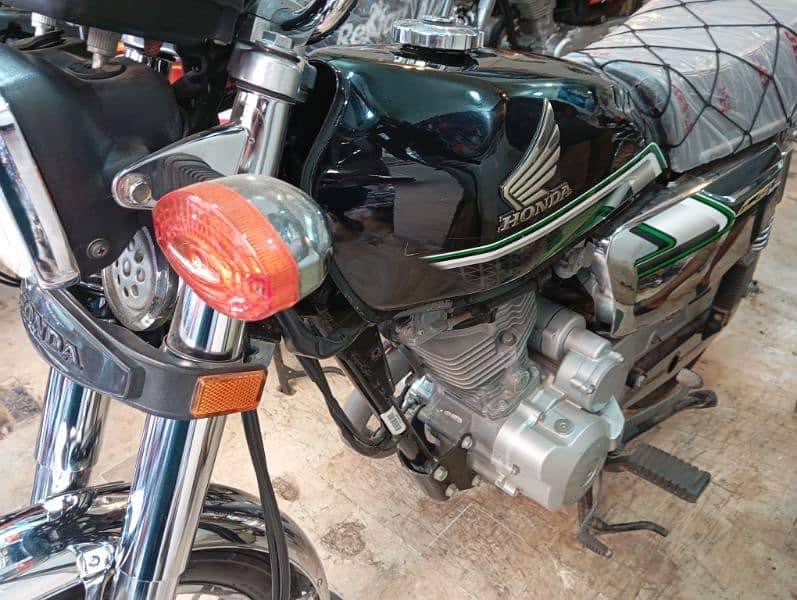 HONDA 125 SELF START 2023 APPLIED 6