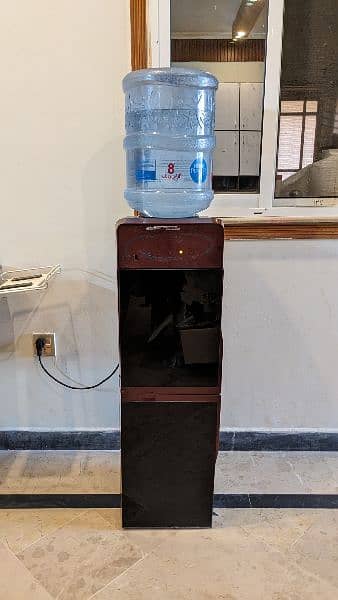 Orient Water Dispenser 0