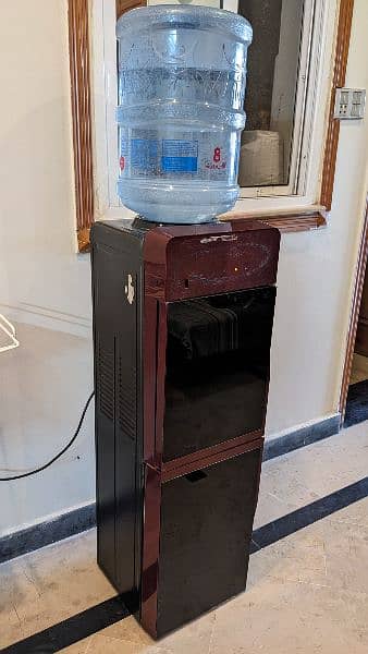 Orient Water Dispenser 1