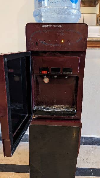 Orient Water Dispenser 3