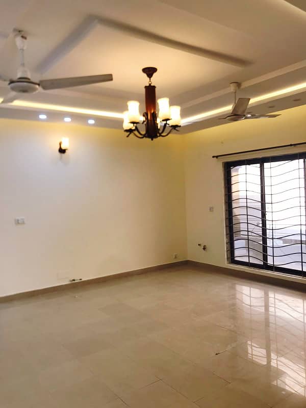 1kanal Upper Portion For Rent DHA phase 2 Islamabad 4