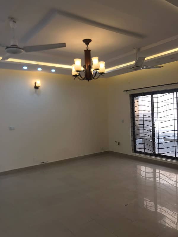 1kanal Upper Portion For Rent DHA phase 2 Islamabad 7