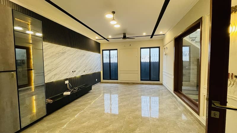 1 Kanal Brand New House For Rent In DHA Lahore 6