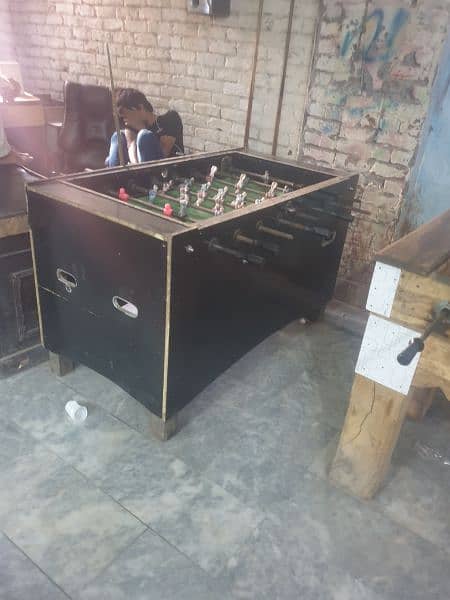 foosball batawa 2 games conditions good almost new 4