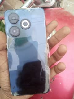 infinix smart 8 new haii bilkul 10/10 haii box charger sth haii