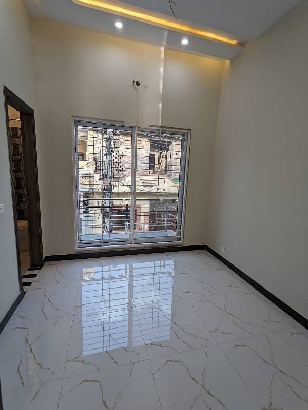 3.5 Marla Brand New Luxery Leatest Vip Modern Stylish Double Storey Double Unit House Available For Sale In Johertown Phase 2 Lahore By Fast Property Services With Original Pics 5