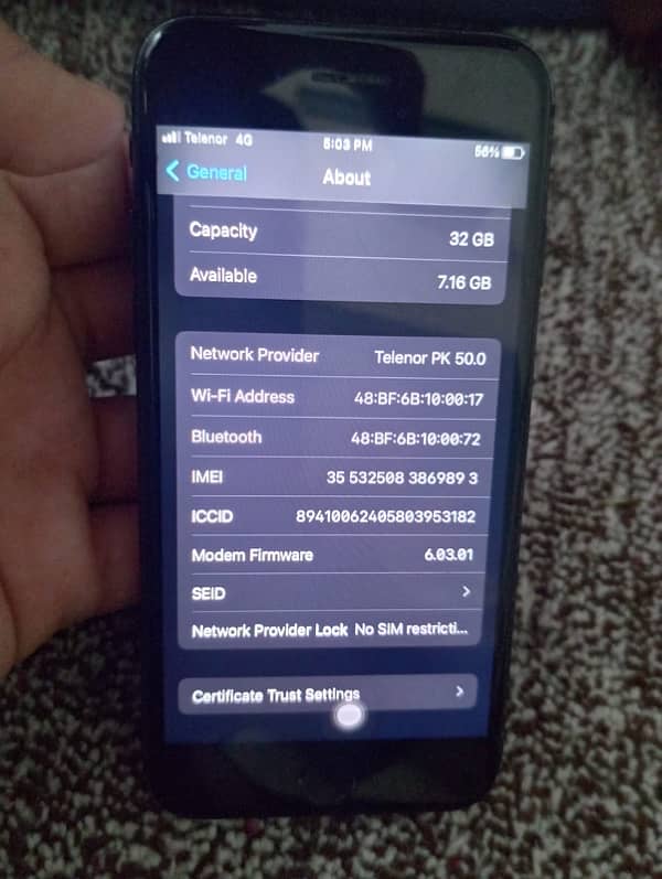 I phone 7  32 gb condition 10/9 9