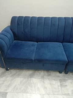 L shape sofa in gud condition