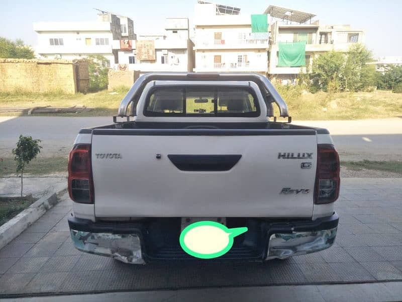 Toyota Hilux 2021 9