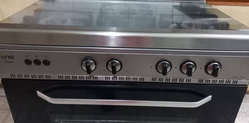 Nasgas cooking range stove very good condition. 1