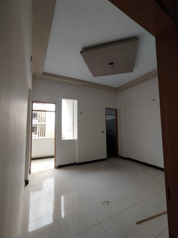 Gulshan Ismail Society Commercial Street 2 Bed d d flat 2nd floor 4