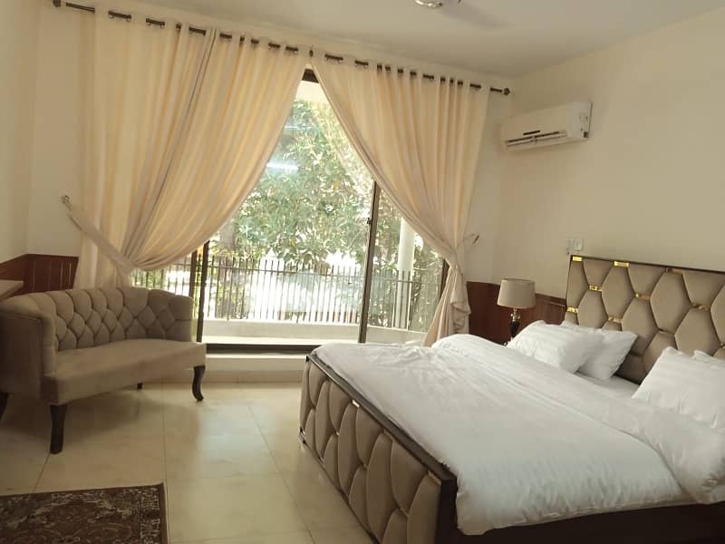 Beautifully furnished house for rent in F-10 6