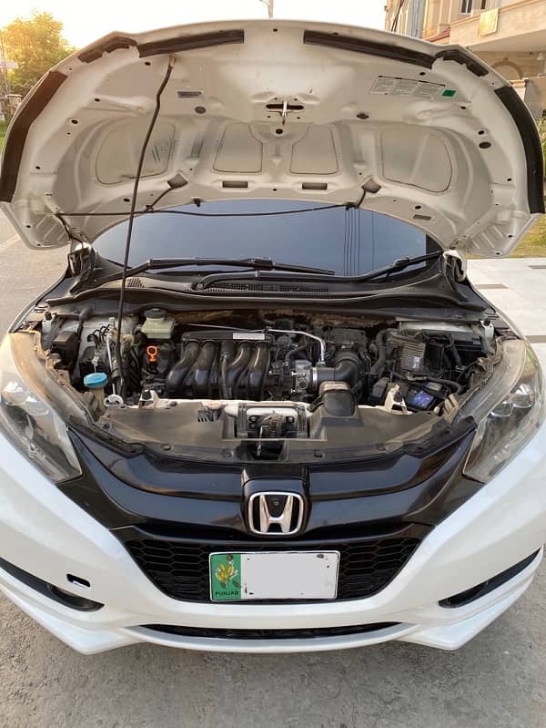 Honda Vezel Z 2016 Model Mint Contion 5