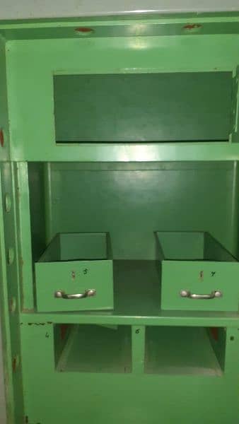 Safe / locker for sale 7