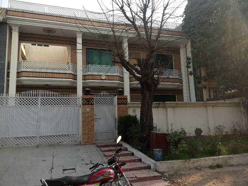 I-8 Near Shafa International Hospital Furnished House For Rent. 3