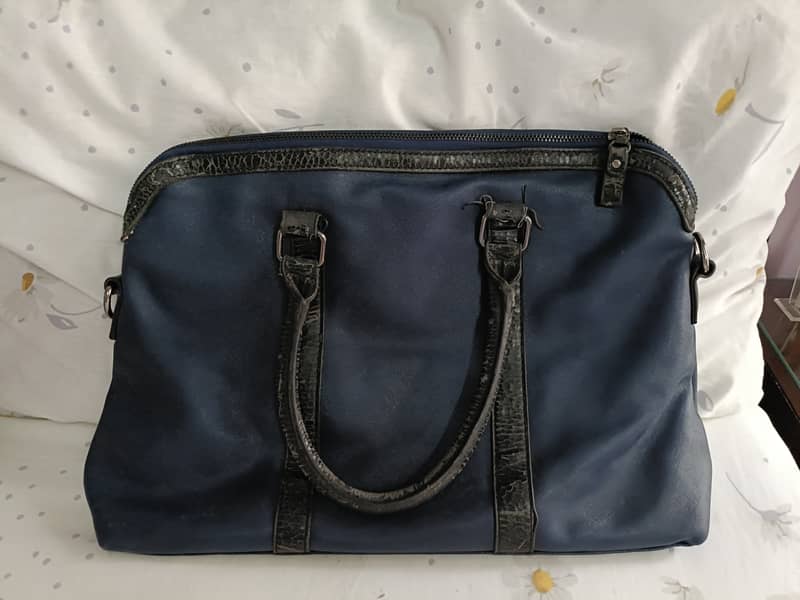 Preloved bags in good condition 2