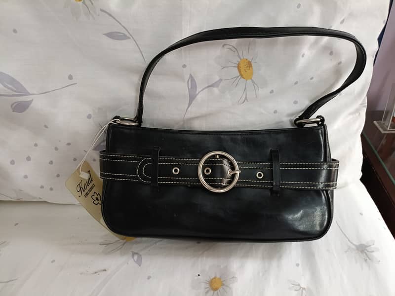 Preloved bags in good condition 5