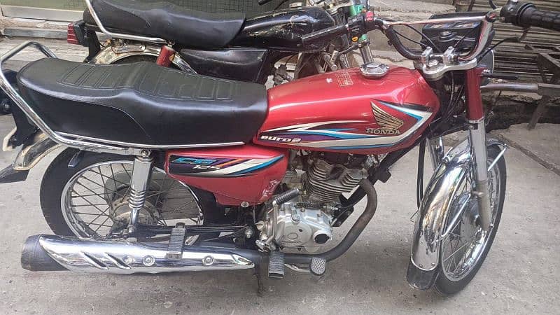 Honda 125 2015 genuine condition 2