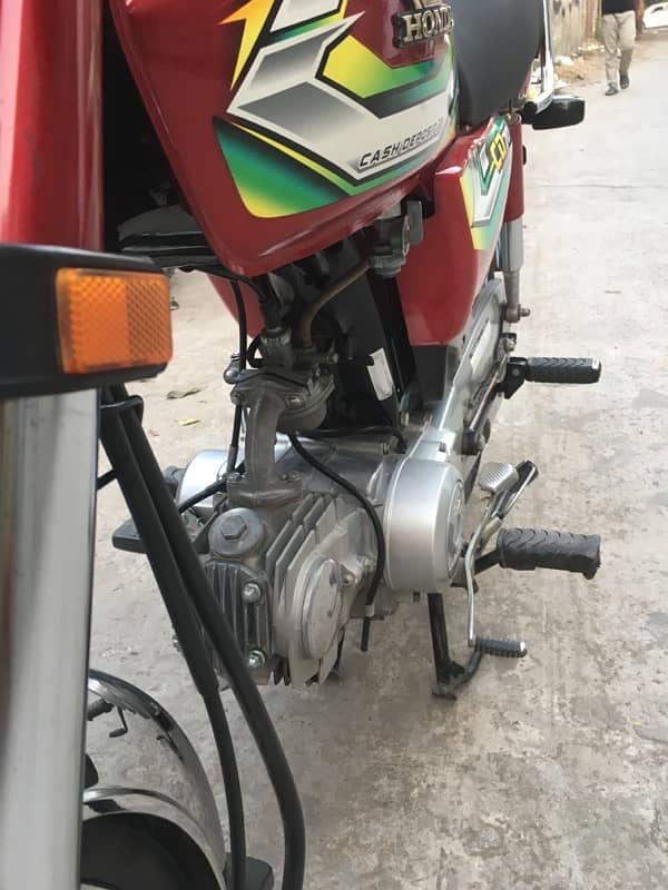 Honda 70cc 2023 Model Lush Condition 5