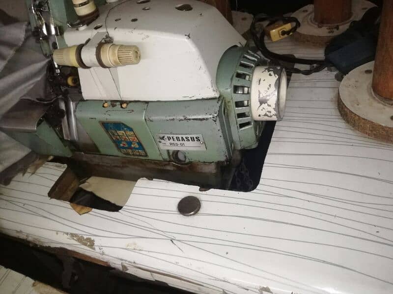 overlock machine 4