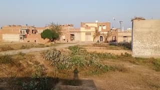 6 Marla Plot For Sale Walking Distance From Ferozepur Road Kahna Nau Lahore