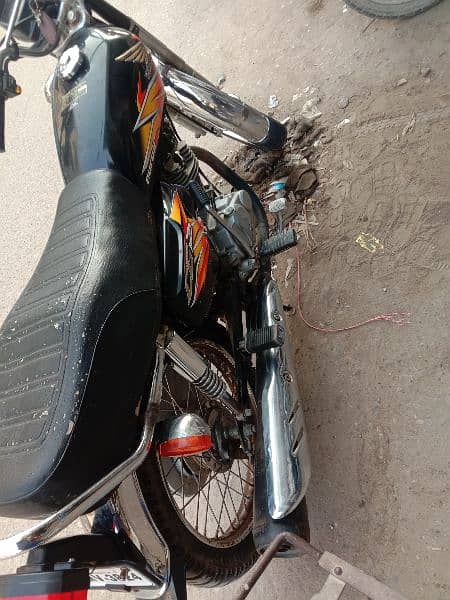 Honda 125 Sukkur Number NEW 3