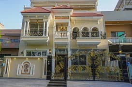 12 Marla Facing Park Tripel Story Gas Installed Brand New Designer House Very Near Canal Road Near Emporium Mall Super Hot Location 0