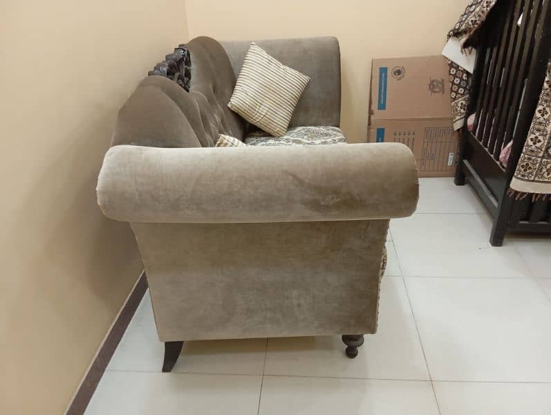 2 seater Sofa 3