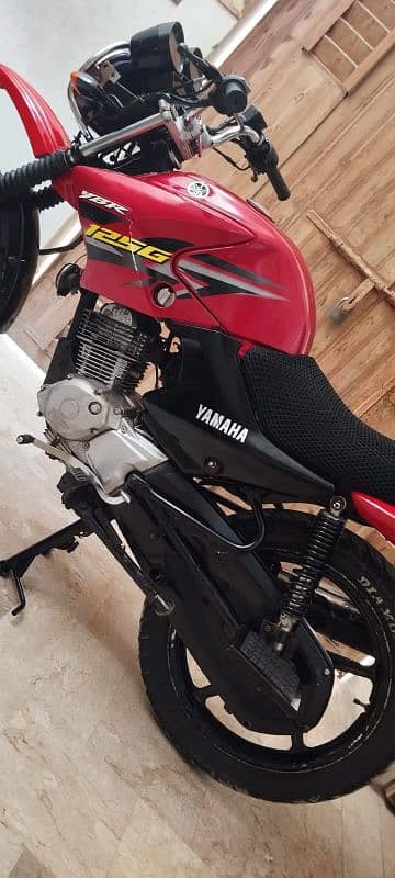 YBR G 125 By Yamaha, Push Self Start. 2