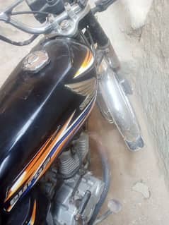 BLACK HONDA 125CC BIKE HYDERABAD NUMBER