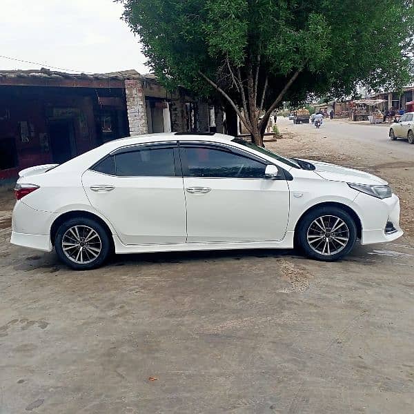 Toyota Altis Grande 2018 7