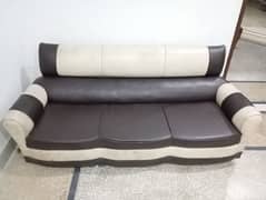 5 Seater Sofa Set in New Condition