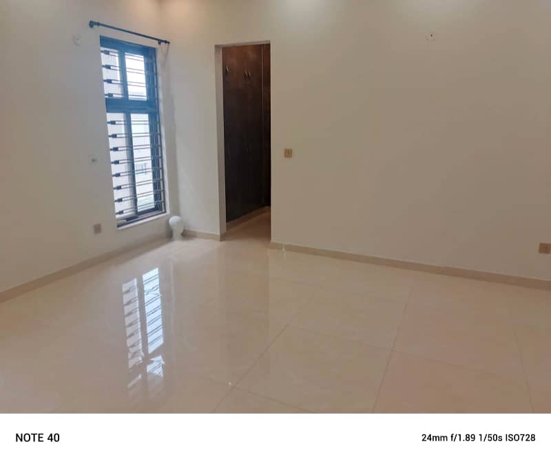 FOR RENT 1 KANAL UPPER PORTION SECTOR F BAHRIA TOWN LAHORE 11