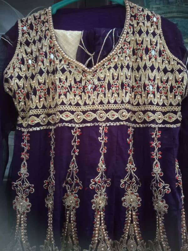 Heavy embroidered teenage girls dress - one time used 0