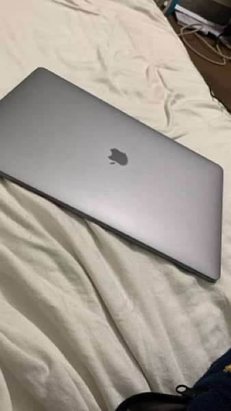 MacBook Pro 2018 0