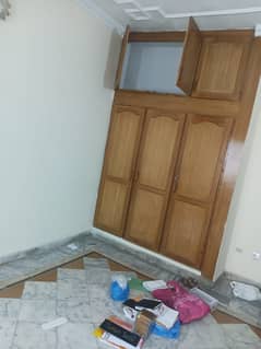 Upper portion for rent in g11