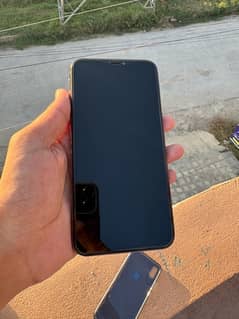 iPhone xs max non pta 64 gb