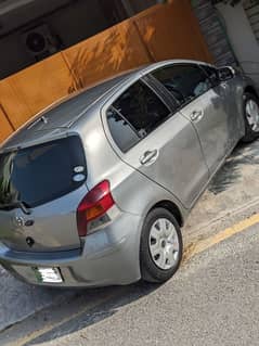 Toyota Vitz 2010