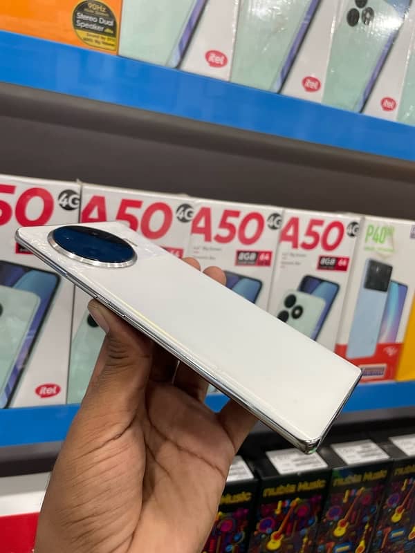 Tecno Spark 20 Pro Plus 16GB 256GB 10/10 4