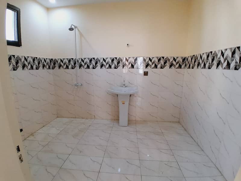 3 BED DD PORTIN FOR RENT IN GULISTAN-E-JAUHAR BLOCK 14 4