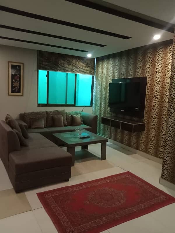 1BED STUDIO FURNISHED APORTMENT IS AVAILABLE FOR RENT IN SECTOR B BAHRIA TOWN LAHORE 3